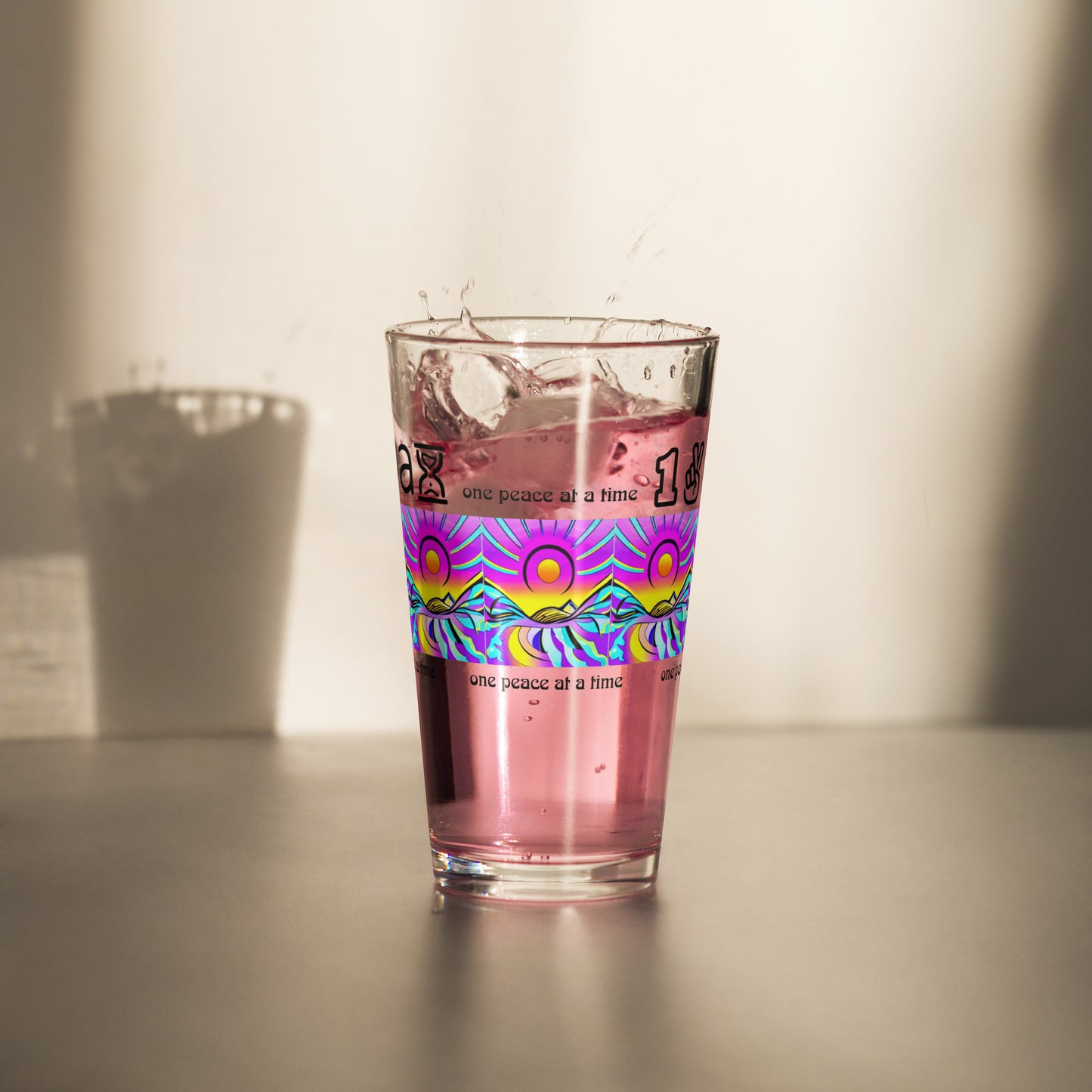 Shaker pint glass
