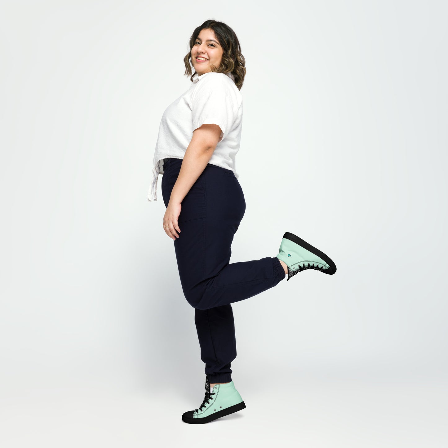 Women’s high top canvas shoes Skateboarding