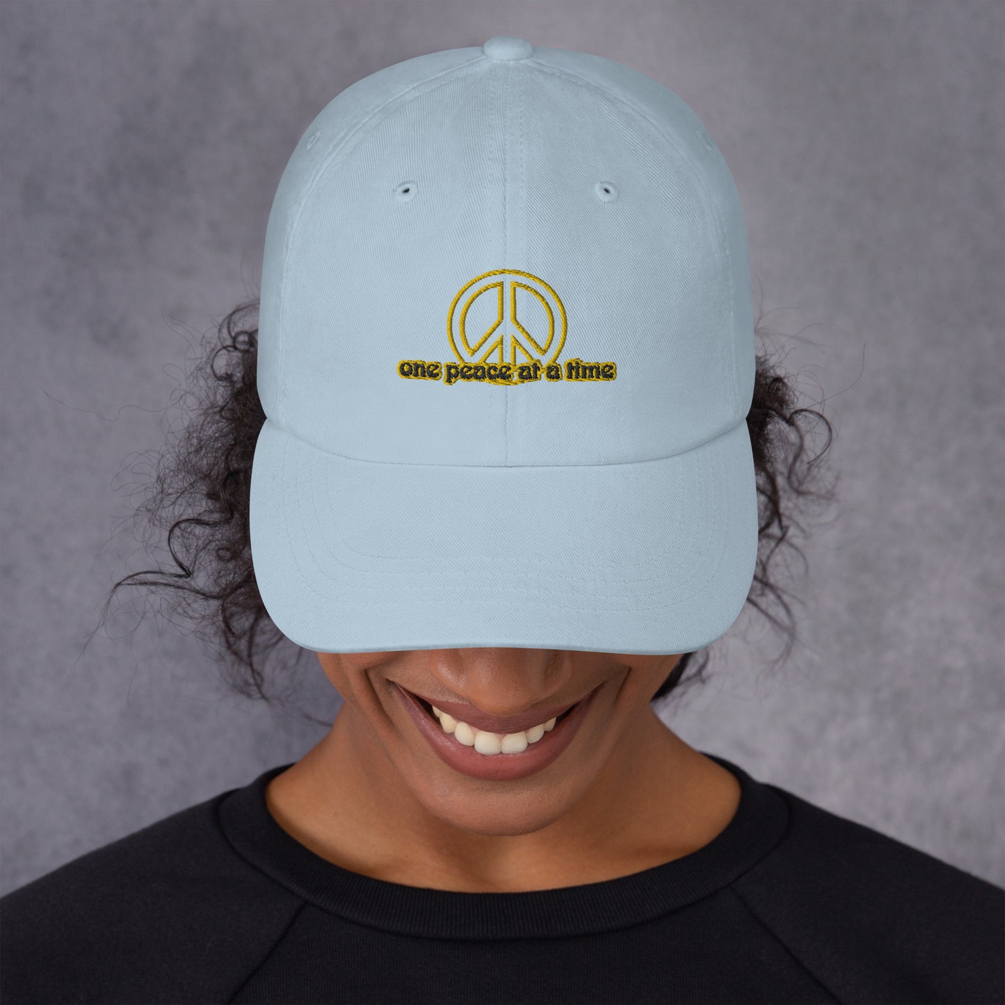 Dad hat Peace Symbol