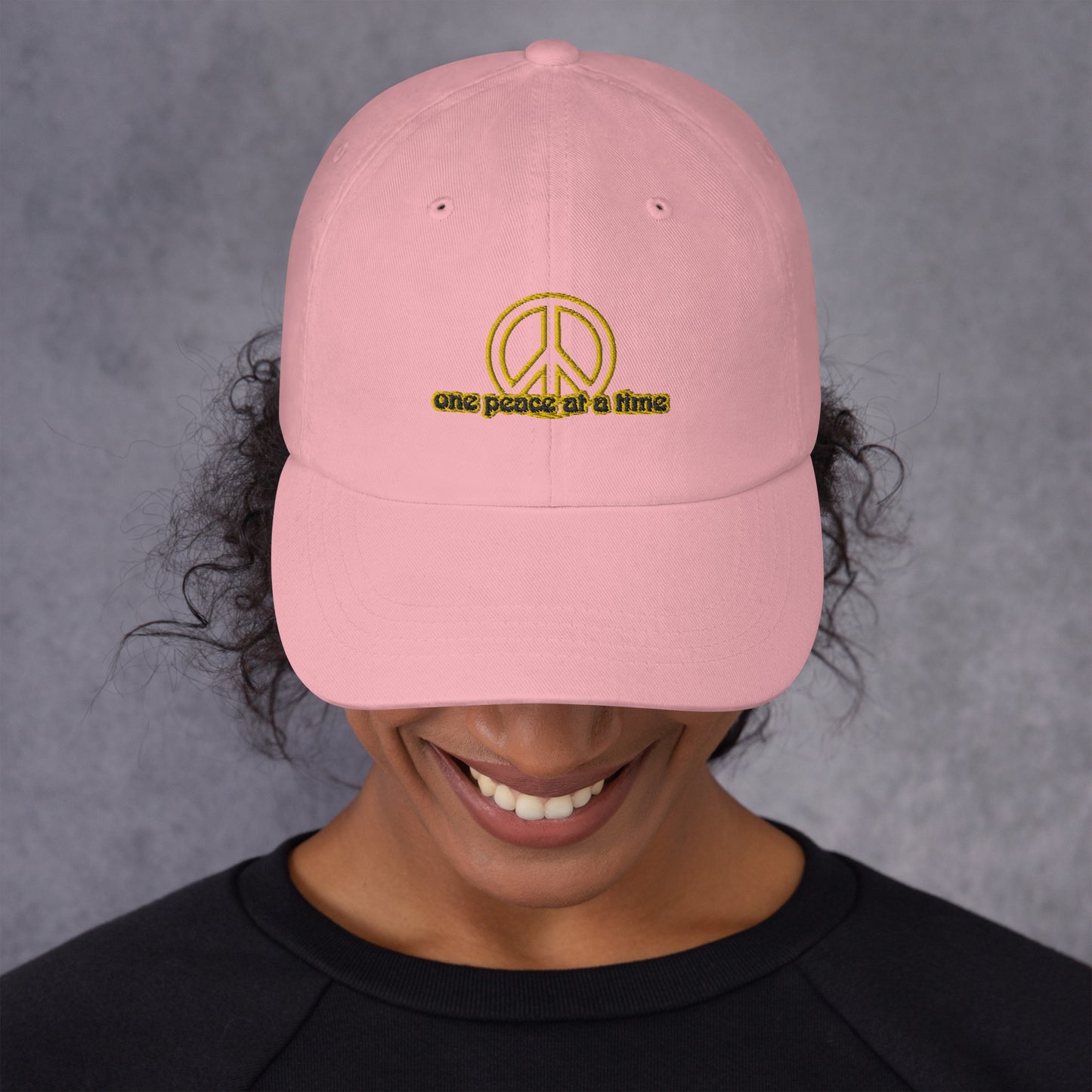 Dad hat Peace Symbol