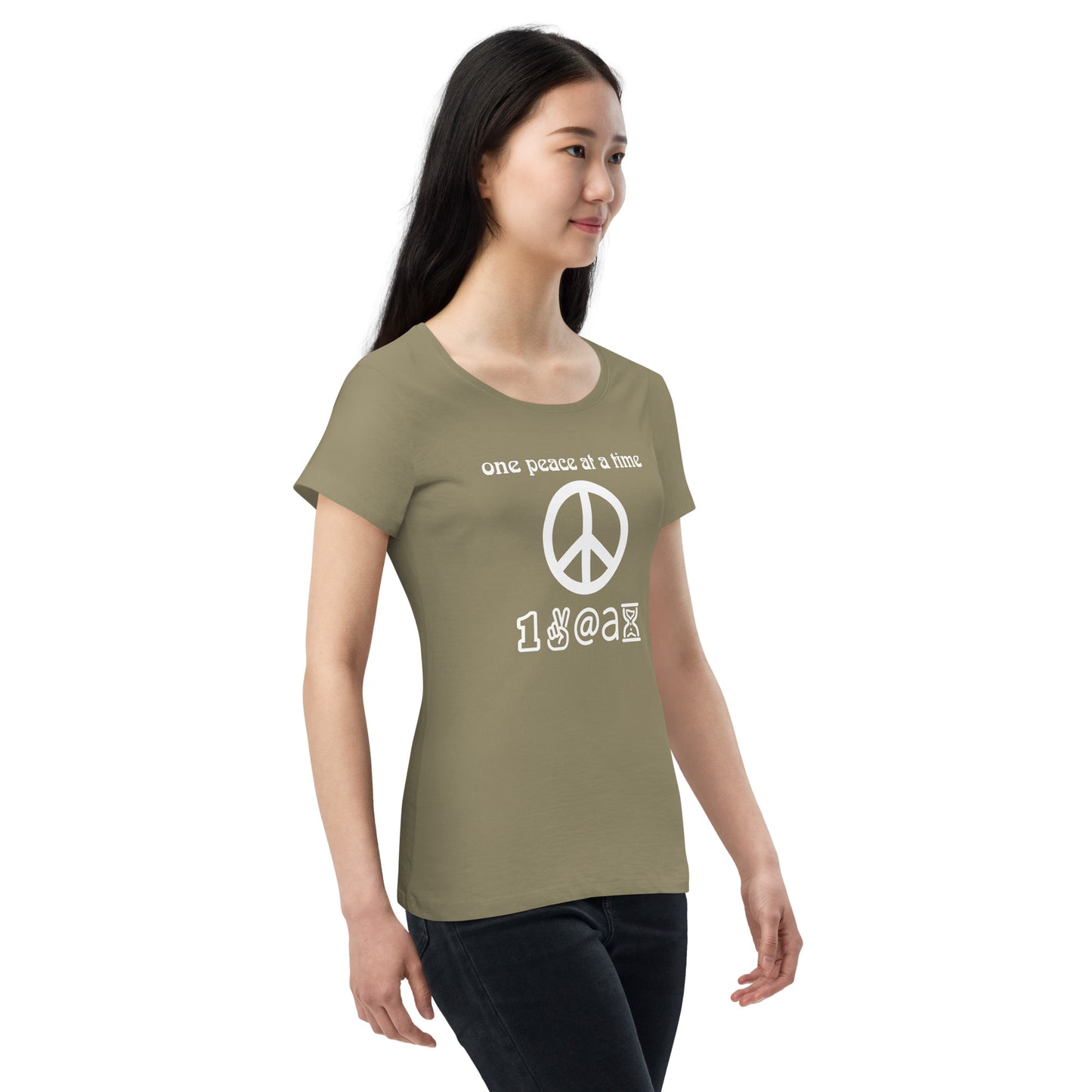 Women’s basic organic t-shirt